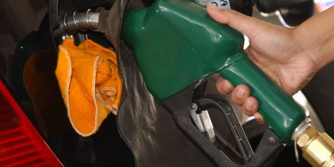 Petrobras anuncia redução de 7,08% no preço da gasolina
