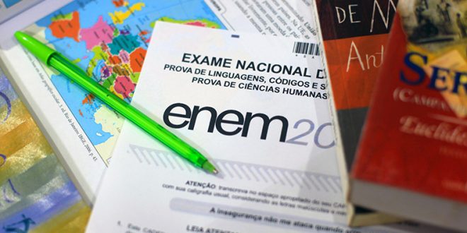 Mais de 99 mil alunos fazem a prova no Enem no Piauí