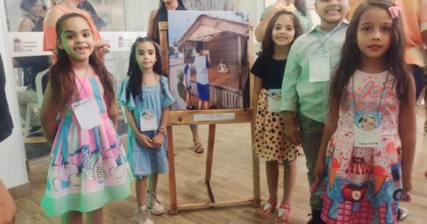 Exposição “Retratos do Cotidiano” revela o olhar de crianças sobre a cidade de Floriano