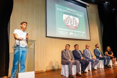 Jovens de todo o Piauí chegam no dia 25 a Teresina para Parlamento do Futuro